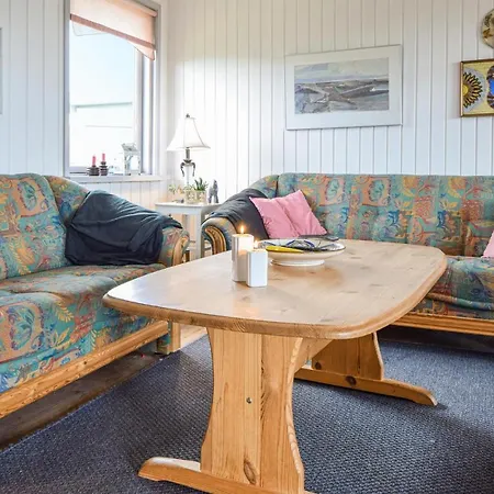 Vakantiehuis 4 Bedroom Cozy In Bogense