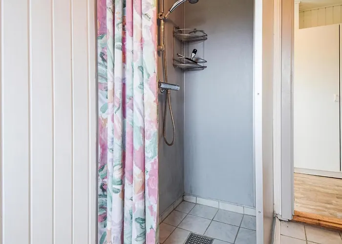 Vakantiehuis 4 Bedroom Cozy In Bogense